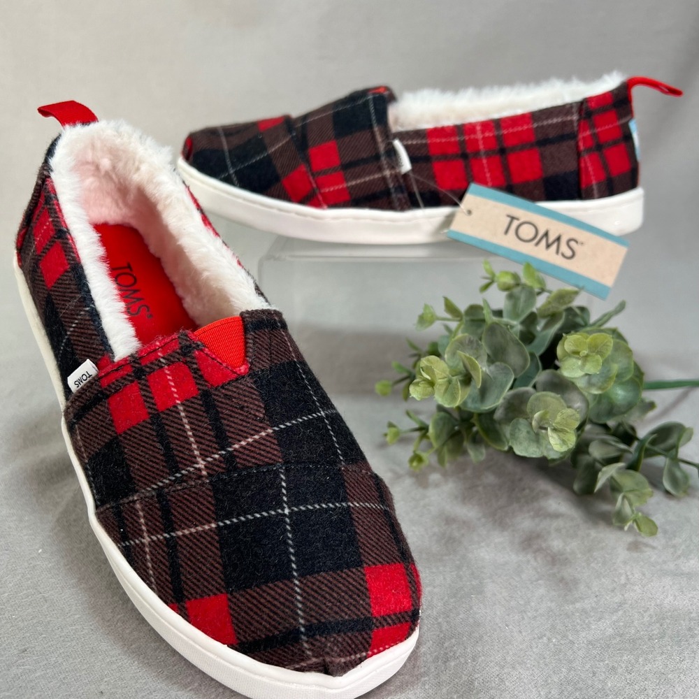 TOMS Youth Alpargata Red Tartan Plaid Faux Fur Slip On Cabin Cozy Winter Kids‎ 4